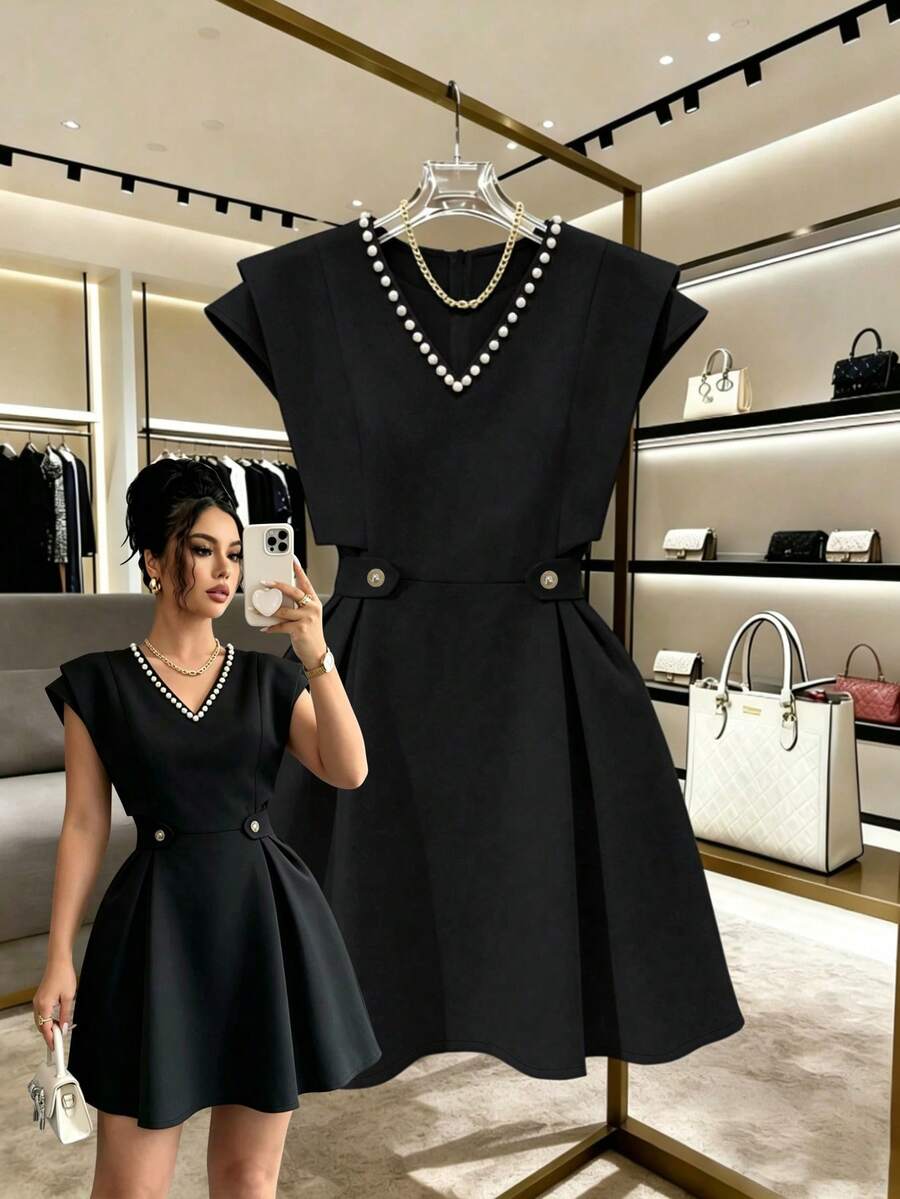 SHEIN Clasi 女款素色珠飾V領收腰顯瘦通勤日常優雅洋裝 - 黑色 - 查看 1