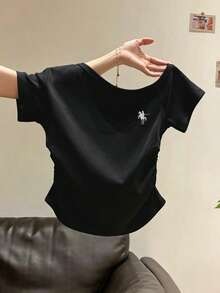 Franclia 女款騎士印花不對稱肩短袖休閒T恤 - 黑色 - 查看 5