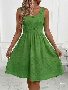 SHEIN Clasi 女款鏤空刺繡休閒細肩帶短洋裝，適合度假穿著 - 綠色 - 查看 4