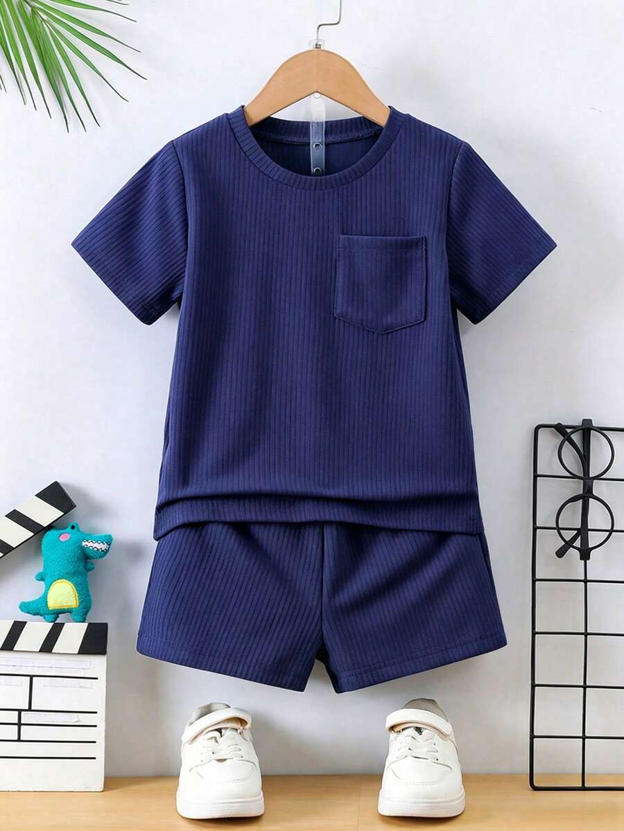 SHEIN Setelan Kasual Anak Laki-Laki: Kaos Lengan Pendek dan Celana Pendek Warna Polos dengan Kantong - Navy Blue - View 1