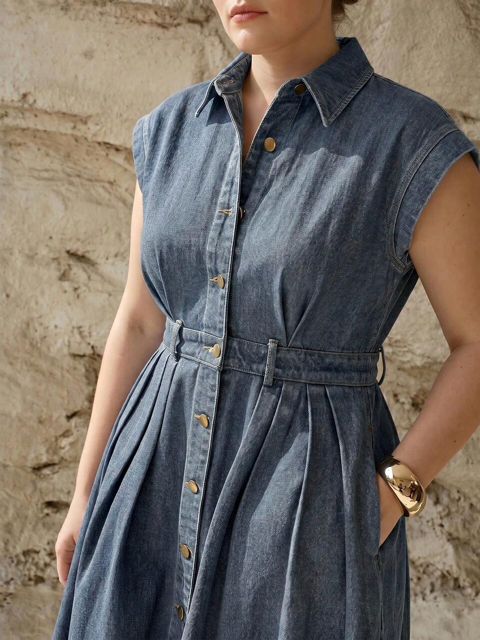 PLUS SIZE WOMEN'S SPRING/SUMMER CASUAL DATE CAP SLEEVE DENIM DRESS WITHOUT BELT