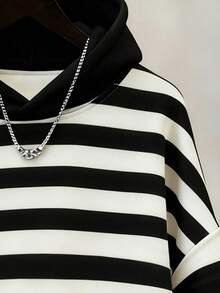 EMERY ROSE Sudadera casual de corte regular con efecto ombré para mujer de talla grande - Blanco y Negro - Ver 4