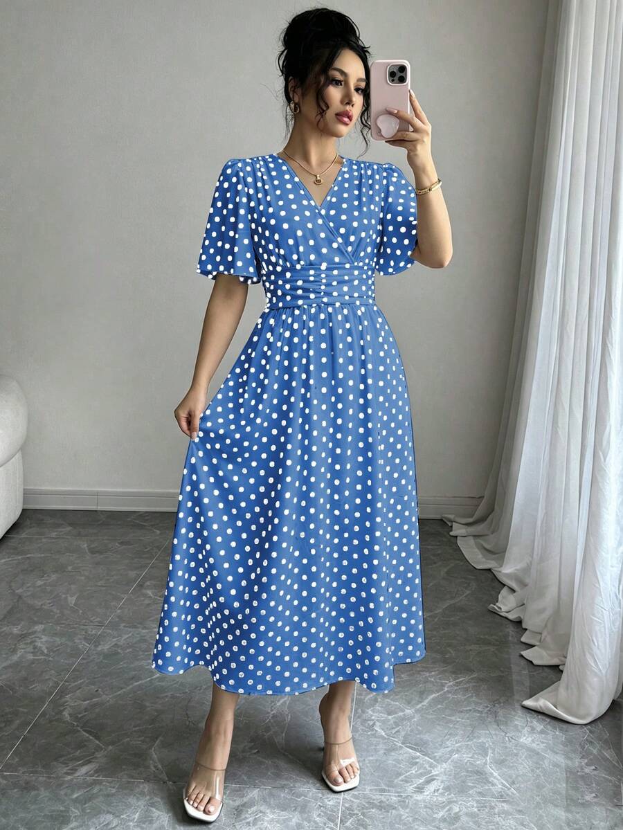 SHEIN LUNE 女款波點印花重疊V領荷葉邊短袖優雅老錢風度假藍色夏季洋裝 - 淺藍色 - 查看 1