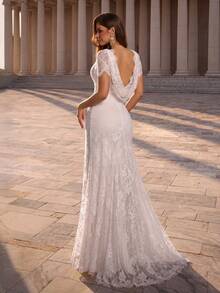 Glamrae Elegant Minimalist Lace Deep V-Neck Eyelash Trim Embroidered Sheer Short Sleeve Mermaid Floor-Length Bridal Gown For Wedding Party Formal White Spring - White - View 6