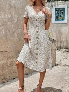 SHEIN Clasi Damen V-Ausschnitt Kurzarm Kleinkariertes Blumenmuster Holzknopf Kleid,Beige Boho Urlaub Sommer Elegant Elastische Taille A-Linie Midi Kleid,Lässig Frühling/Sommer - Weiss - Übersicht 4