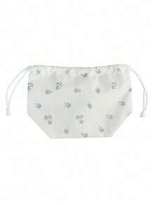 Muroi Mono 1 pièce Sac de rangement pour mouchoirs à cordon avec imprimé floral, boîte à mouchoirs portable en polyester épaissi et imperméable, motif fleurs bleues et blanches, mignon et coquet, esthétique, léger et anti-poussière, organisateur de serviettes pliable et réutilisable, multi-usage pour cosmétiques et articles de toilette, accessoire de décoration de style bohème romantique pour la chambre, la salle de bain, le salon, le bureau, la voiture, les voyages, l'appartement, la chambre d'étudiant, décoration quotidienne, essentiel pour les fêtes et les vacances - Voir 9