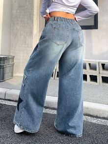 SHEIN ICON 大尺碼女款星星圖案口袋寬腿牛仔褲 - 淺色水洗藍 - 查看 2