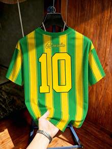 Manfinity Campus Court 男士 Brasilia 綠黃條紋足球 T-shirt，世界盃巴西球迷上衣，適合賽事、聚會、旅行與日常穿著，假日款 - 彩色 - 查看 2