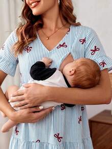 SHEIN 孕妇休闲条纹蝴蝶结印花V领荷叶边短袖哺乳连衣裙，适合海滩和度假穿着 - 藍白色 - 查看 2