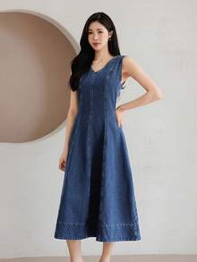 DAZY Women's Slim Fit V-Neck Long Denim Dress, Spring & Summer - Blue - View 3