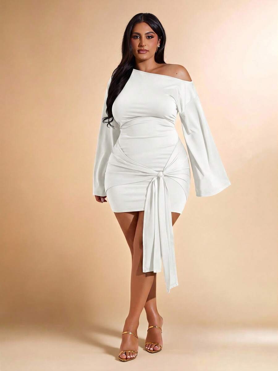 SHEIN BAE 大尺碼女款不對稱肩長袖前打結修身時尚洋裝 - 白色 - 查看 1
