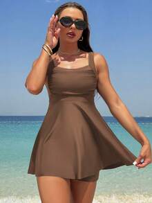 Swim Lushoire Completo da bagno da donna a due pezzi con top plissettato e pantaloncini tinta unita, adatto per vacanze estive e spiaggia - Castano - Visualizzare 4