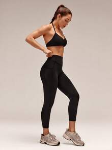 GLOWMODE 21 英寸 Powersculpt™ Goal Getter 可调节抽绳腰部提臀紧身裤带侧袋高强度健身跑步训练健身房 - 黑色 - View 8