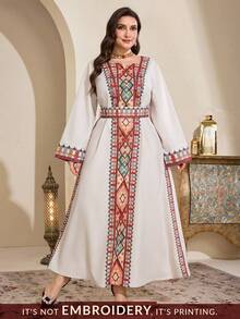 Al Najma 大码女士优雅派对几何印花阿拉伯风格连衣裙 - 彩色 - 查看 3