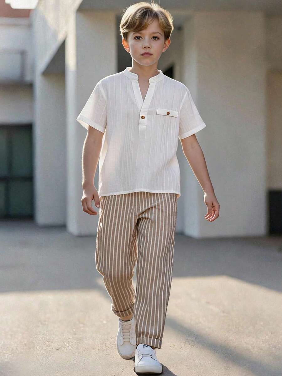 SHEIN 2件組兒童青少年男童休閒日常舒適立領鈕扣式寬鬆短袖襯衫直筒寬鬆長褲梭織套裝，男童套裝，適用於春季/夏季、情人節、約會、夏季穿搭、海灘週末、家庭聚會、返校、婚禮季節、運動、生日派對