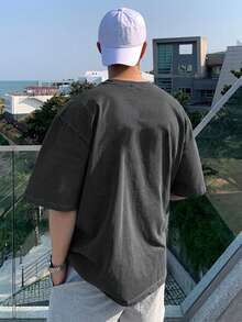 DAZY 夏季字母印花圓領深灰色男士T恤 - 灰色 - 查看 2