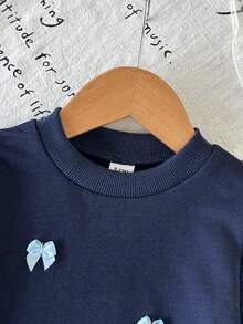 SHEIN 女嬰時尚刺繡蕾絲下擺印花運動衫 - 藍色 - 查看 7