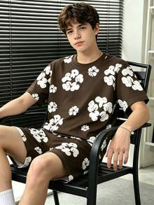 1套春夏季男童套裝，復古棕色調白色花卉印花，低調卻吸睛，休閒舒適且百搭，輕鬆打造夏季造型。多穿搭設計適用於各種場合，無論是日常、校園還是度假出行，輕鬆駕馭，讓男孩成為焦點。 - 彩色 - 查看 4