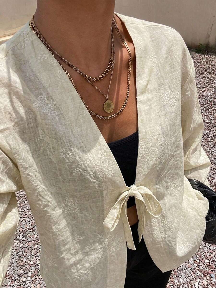 DAZY 女款標準版型寬鬆V領短袖綁帶刺繡布料米色夾克,適合通勤、夏秋穿著 - 杏色 - 查看 1