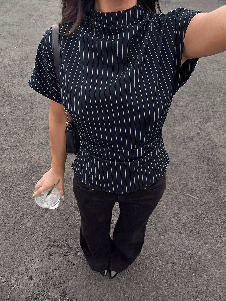 Firerie 夏季抓皺領不對稱袖側腰收腰顯瘦通勤杏色粗麻布女款襯衫,四季皆宜 - 藏蓝色 - 查看 1