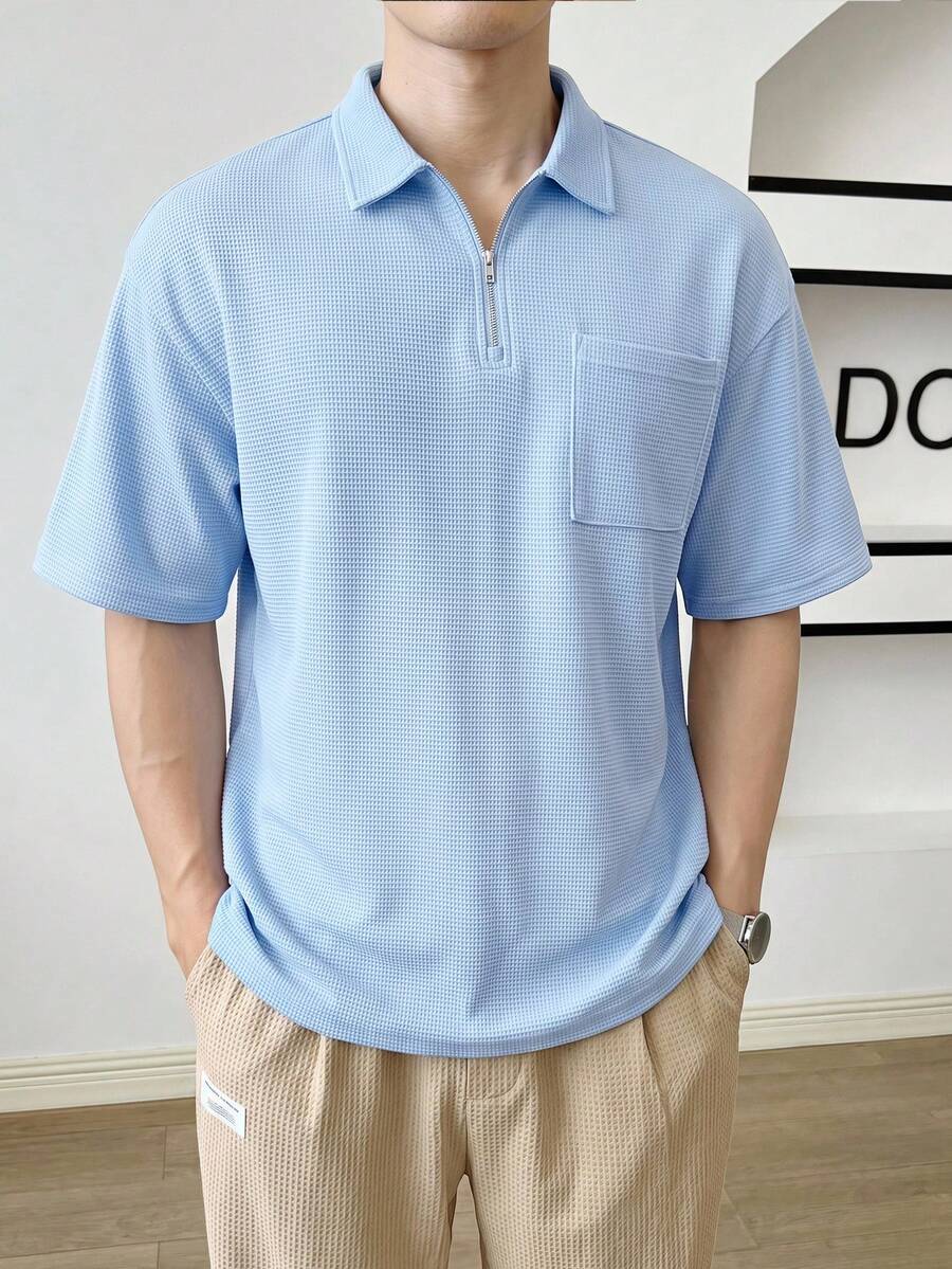 SWAVVY 男士寬鬆落肩四分之一拉鍊口袋貼布 Polo 衫 - 淺藍色 - 查看 1