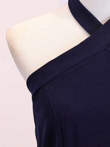 Robe formelle bleu marine pour adolescentes, bretelles spaghetti croisées, robe minimaliste élégante, tissu léger et doux, convient pour les vacances, la remise des diplômes, la rentrée scolaire, la saison des mariages, les différents bals et les occasions formelles - Bleu marine - Voir 3