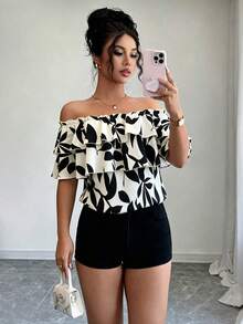 Elenzga Blusa de mujer para vacaciones con estampado de plantas, volantes y hombros descubiertos - Albaricoque - Ver 1