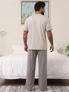 DAZY Conjunto de camiseta de color liso y ropa de estar en casa para hombre, pijamas de verano - Multicolor - Ver 2
