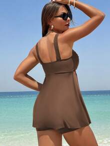 Swim Lushoire Completo da bagno da donna a due pezzi con top plissettato e pantaloncini tinta unita, adatto per vacanze estive e spiaggia - Castano - Visualizzare 2