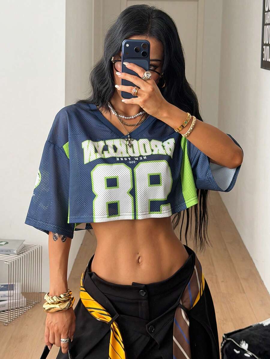 Coolane 女款街頭風酷帥復古運動足球球衣字母印花 Y2K Blokecore 短版百搭 T-shirt