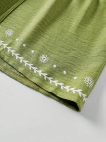 GlowEve CURVE Plus Size Hem Embroidery Cardigan Sleeveless Women's Vest Waist Rope Decor Women's Shorts - Green - View 6