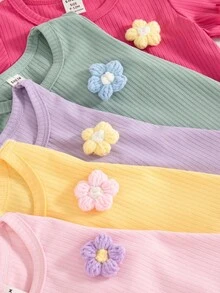 SHEIN Playful Pals 10件/5套 0-3歲女嬰可愛粉色夏季套裝 花朵裝飾短袖上衣與短褲 舒適衣物 適合家庭穿搭戶外活動 - 彩色 - 查看 4