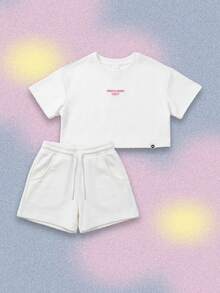 SUMWON Oversized Prinzessin Energie 24/7 weißes Crop Top und Shorts Co-Ord Set für Mädchen Casual Sommer Outfit - Weiss - Übersicht 1