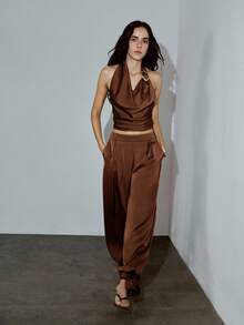 MOTF PREMIUM TOP CORTADO CON CUELLO FRUNCIDO Y DRAPEADO, ESPALDA DESCUBIERTA Y ESTILO HALTER URBANO PARA PRIMAVERA Y VERANO - Café integral - Ver 1