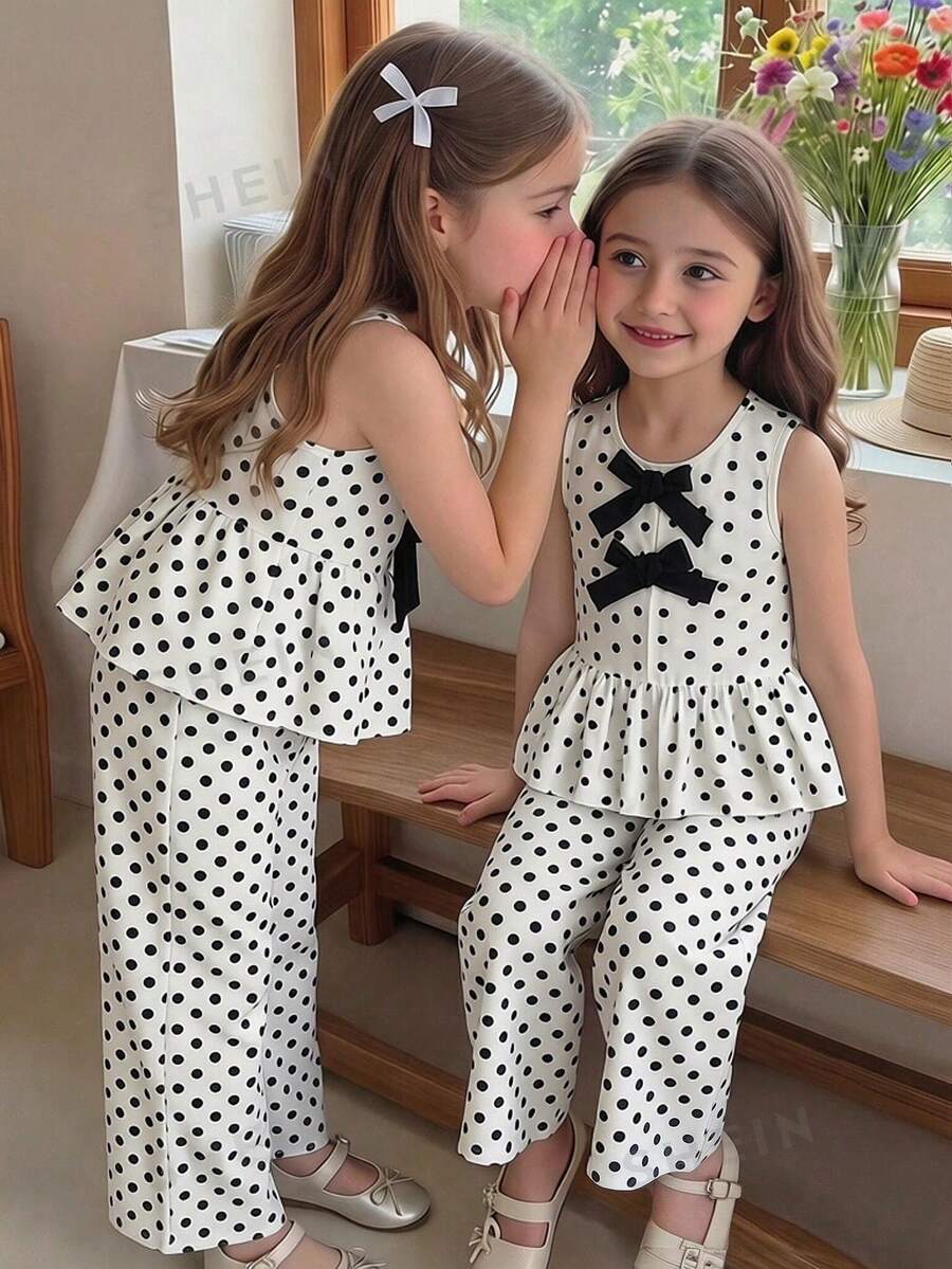 SHEIN Vintaside Kids 少女新款清新田園風精緻碎花兩件套 棕色蝴蝶結裝飾無袖背心上衣 + 寬腿長褲 甜美可愛休閒夏季套裝 - 黑與白 - 查看 1
