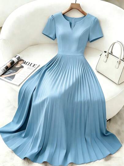 GlowEve CURVE Vestido casual de uso diario talla grande con cuello en V, manga corta, cintura ceñida y bajo plisado
