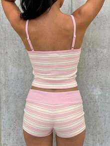 SHEIN EZwear 休閒簡約粉色條紋印花圖案夏季對比飾邊吊帶背心上衣與短褲套裝 - 彩色 - 查看 2