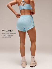 GLOWMODE Celana Pendek Lari VitalSwift Quick-Dry Light Side Breathable 3,5 inci dengan Saku Belakang Terintegrasi untuk Lari, Jogging, Latihan, dan Olahraga dengan Dampak Sedang. - Aqua Biru - View 2