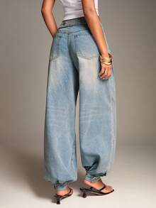 SHEIN BAE Celana Jeans Wanita Model Lentera dengan Desain Saku dan Motif Cuci, Cocok untuk Perjalanan Sehari-hari, Celana Kerja Wanita Musim Gugur - Light Wash - View 2