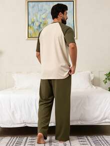DAZY Conjunto de ropa de estar en casa con mangas raglán y color contrastante para hombres, pijamas de primavera/verano - Verde militar - Ver 2
