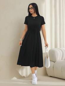 SHEIN PETITE 女款素色圓領百褶休閒派對短袖洋裝 - 黑色 - 查看 7