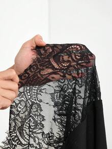 SHEIN CURVE+ 大尺碼純色圓領短袖蕾絲拼接寬鬆T恤，夏季女款休閒端莊優雅，黑色，適合正式早午餐 - 黑色 - 查看 8