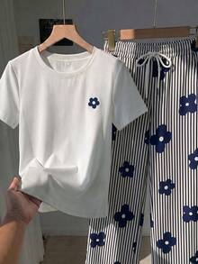 Comfortcana 2件組刺繡圓領短袖上衣搭配條紋印花長褲，休閒日常居家服，純白、海軍藍與白色花卉海軍藍，夏季款 - 藏蓝色 - 查看 5