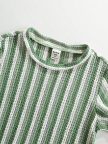 SHEIN 2件組小男孩休閒基礎百搭短袖上衣與長褲套裝，適合外出、上學、日常聚會，春夏季與秋冬穿搭，拉鍊設計，小男孩服飾，圓領運動衫套裝 - 彩色 - 查看 4