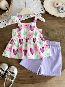 SHEIN Vintaside Kids 2件組女嬰心形圖案花卉印花背心上衣配蝴蝶結與短褲套裝，甜美可愛 - 紫色 - 查看 7