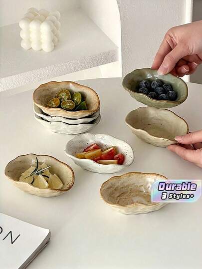 Japanese Style Ceramic Dipping Dish Household Soy Sauce Vinegar Seasoning Dish Dipping Sauce Bowl Small Pickles Small Dishes Cafes Homes Restaurants Sashimi Gyoza Hot Pot Glazed Condiment Cup Side Dish Tableware Minimalist Zen Decor Gift