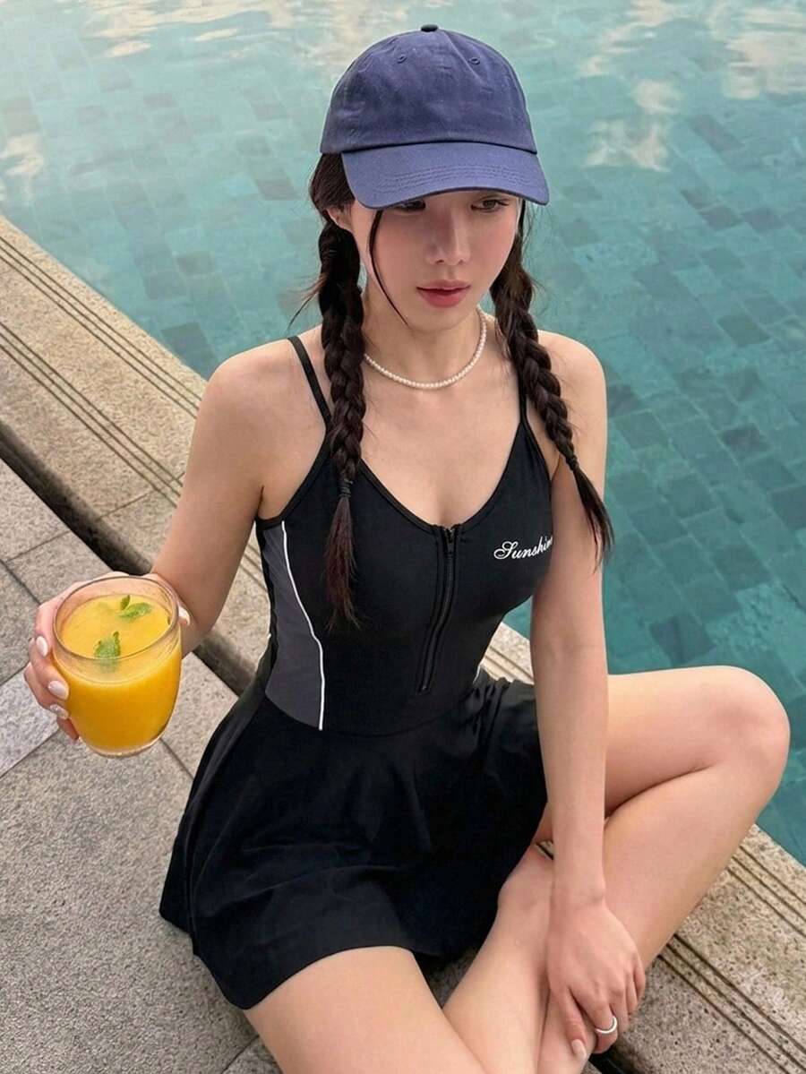 DAZY 女款字母印花拼色細肩帶連身泳衣 夏季 - 黑色 - 查看 1