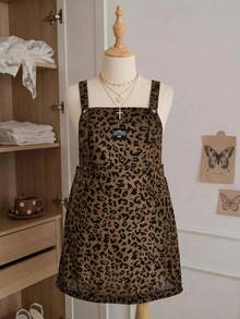 Comfortcana Plus Size Women's Leopard Print Letter Graphic Denim Overall Dress - Brown - View 5