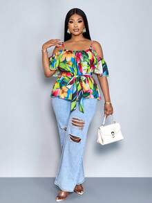 SOLERSUN Plus-Size Women's Floral V-Neck Off-Shoulder Loose Casual Blouse, Adorned With Ruffles And A Tie Waist. Spring/Summer Vacation Blouse, Fitted Casual Blouse, Green Blouse, Easter Shirt, Plus-Size Ruffled Short-Sleeved Tea Party Blouse, Everyday Commuting Blouse, A-Line Ruffled Hem Blouse, New Spring/Summer Ruffled Short-Sleeved Tie-Up Loose Blouse, Elegant, Casual, And Sexy Women's Wear. - Green - View 3