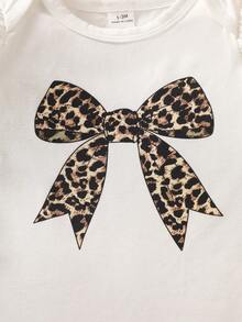 SHEIN 新生女嬰秋冬時尚三件套，圓領長袖荷葉邊設計開襠連身衣，穿脫方便，豹紋蝴蝶結圖案搭配豹紋長褲 + 頭飾，柔軟舒適面料，適合日常穿著或戶外玩耍的嬰兒服裝 - 棕色 - 查看 9